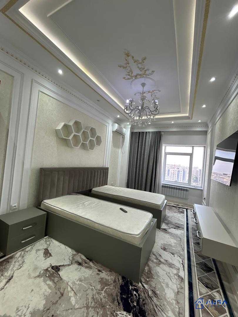 3 комнатная квартира, 20 этаж, 128 м²
