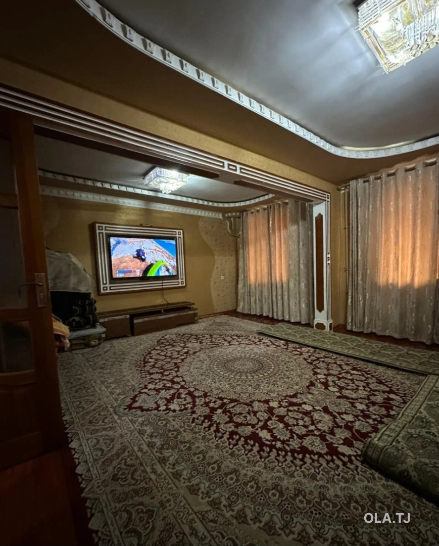 4 комнатная квартира, 3, 95 м²