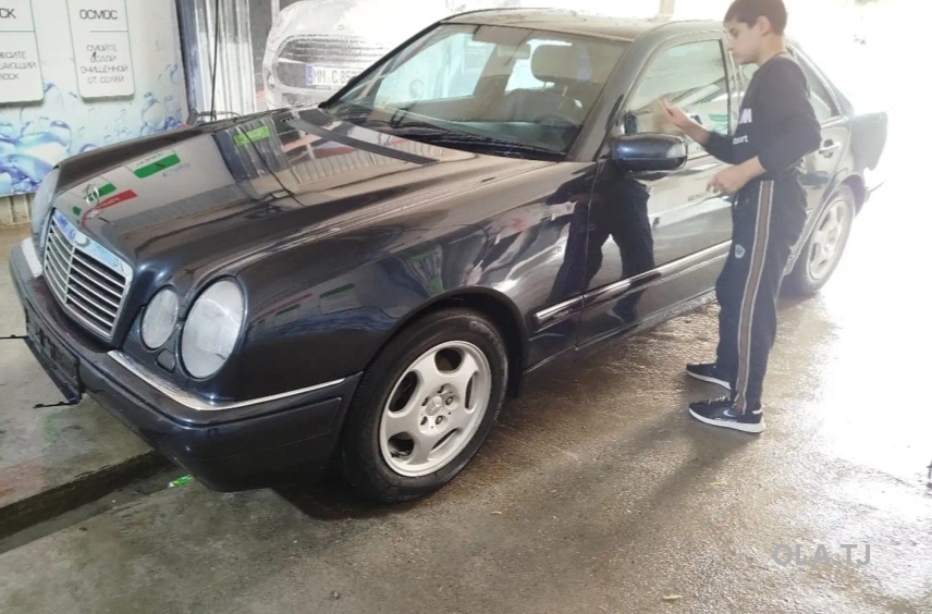 Mercedes-Benz E-Класс,  1999