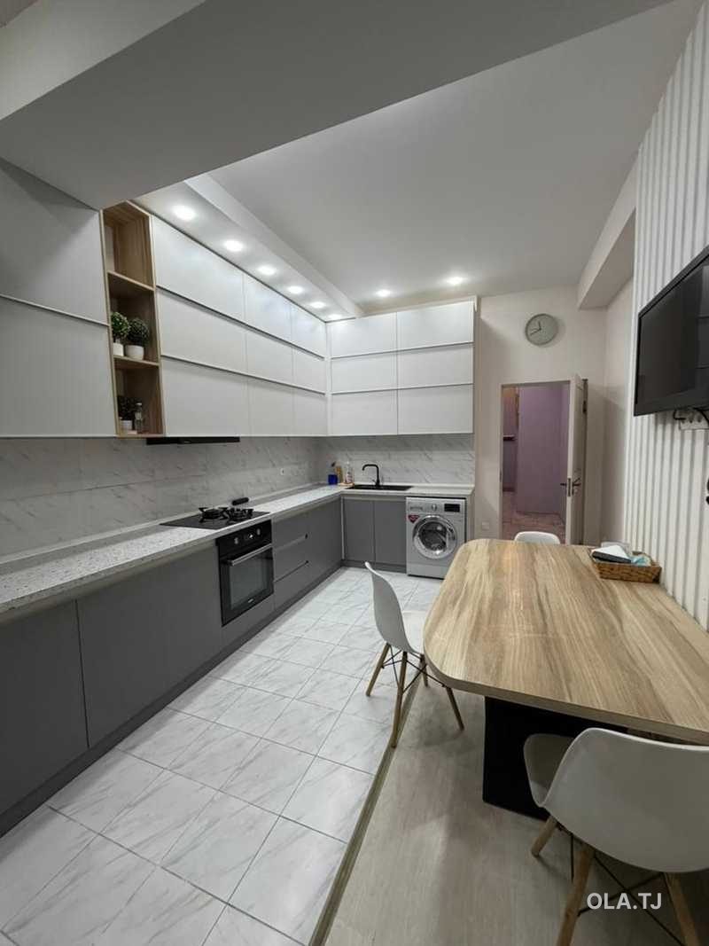 3 комнатная квартира, 16 этаж, 120 м²