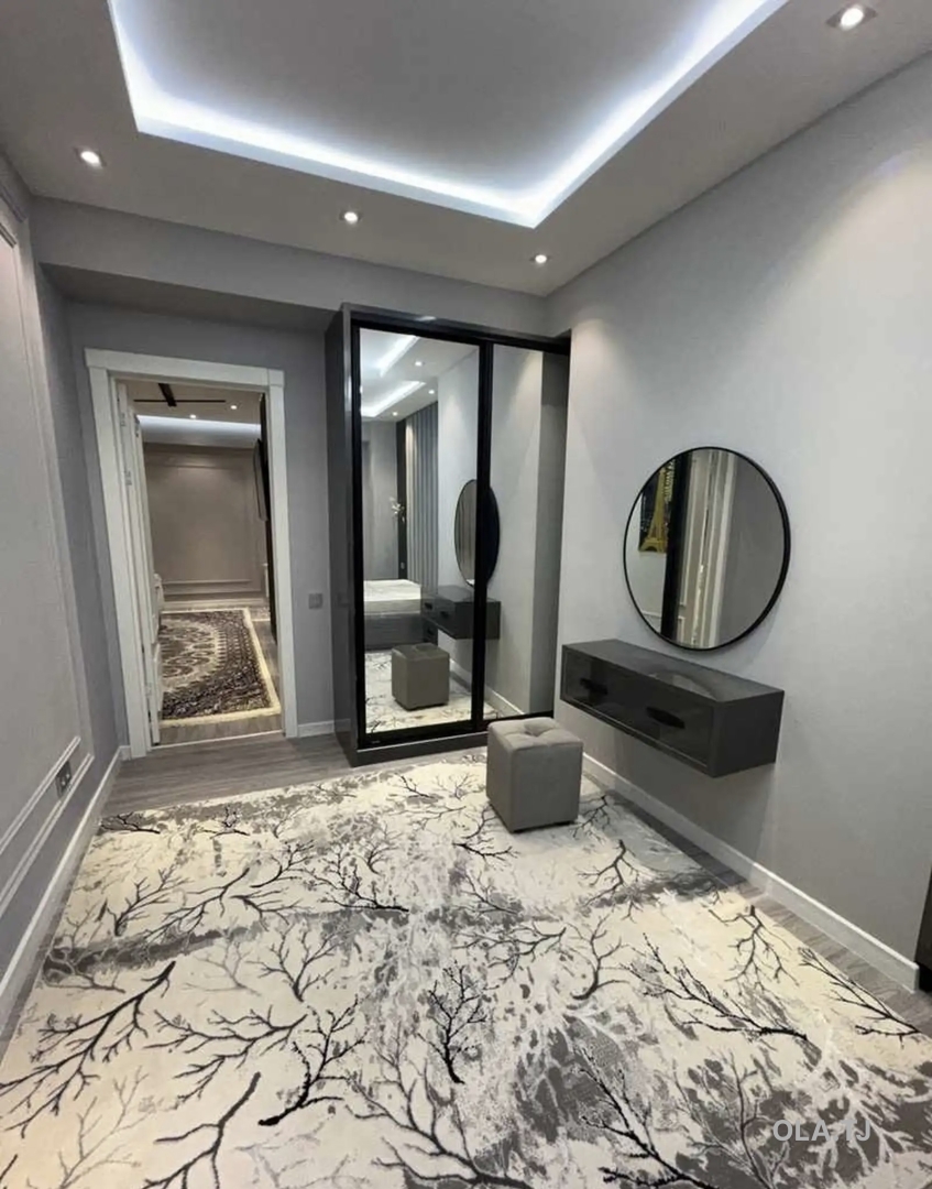 3 комнатная квартира, 18 этаж, 100 м²
