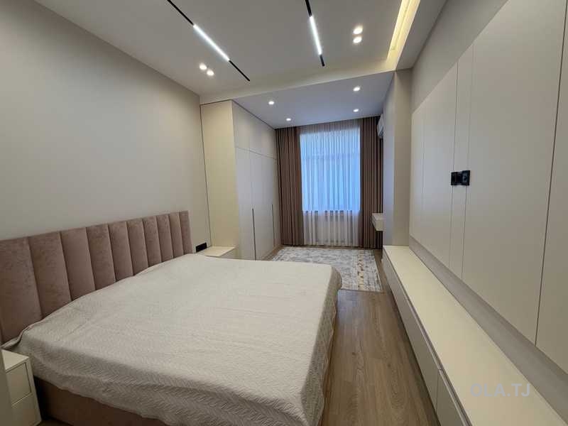 3 комнатная квартира, 10 этаж, 100 м²