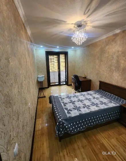 4 комнатная квартира, 2 этаж, 81 м²