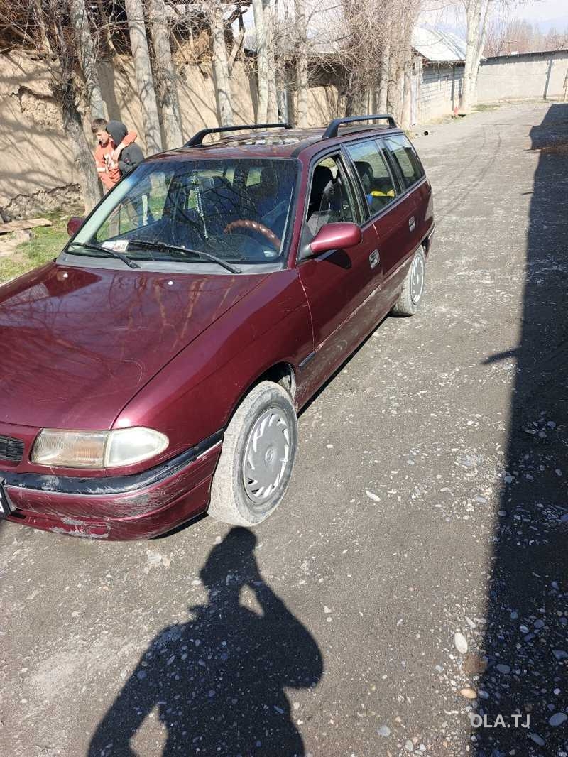 Opel Astra F,  1995