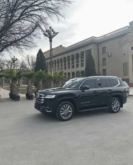 Toyota Land Cruiser,  2024