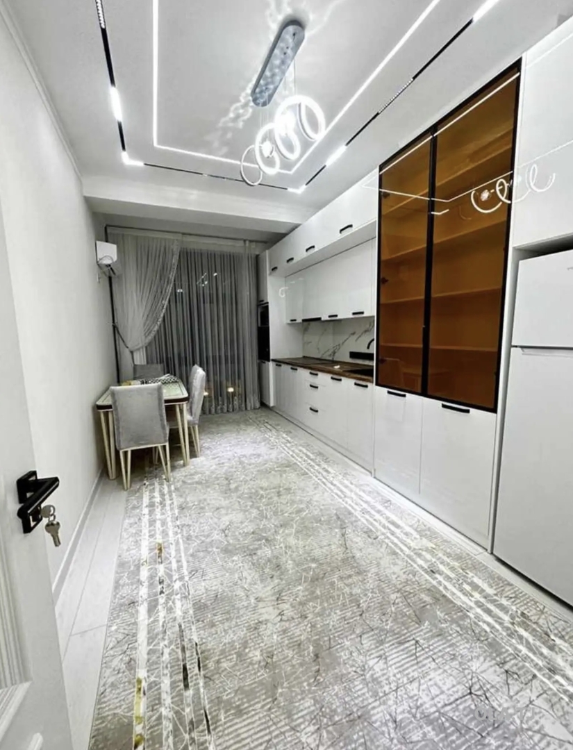 3 комнатная квартира, 3 этаж, 110 м²