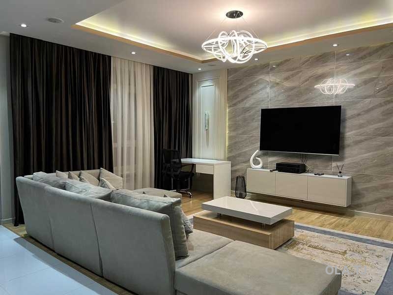 1 комнатная квартира, 10 этаж, 100 м²