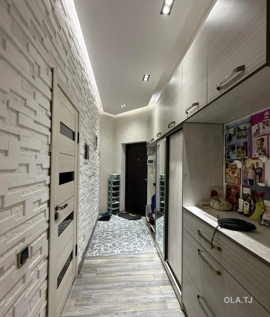 4 комнатная квартира, 9, 137 м²