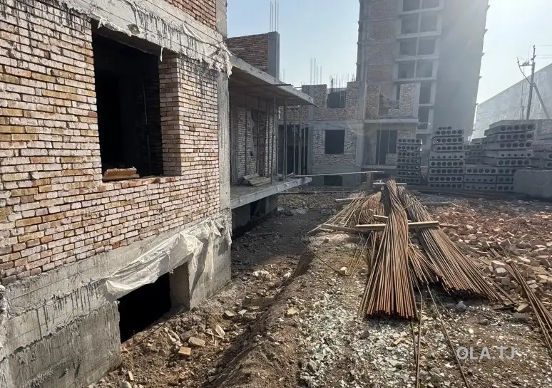2 комнатная квартира, Цокольный этаж, 86 м²