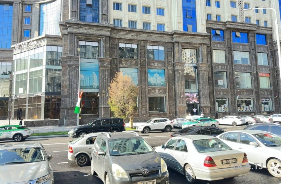 Офис в аренду, В бизнес-центре, 54 м²