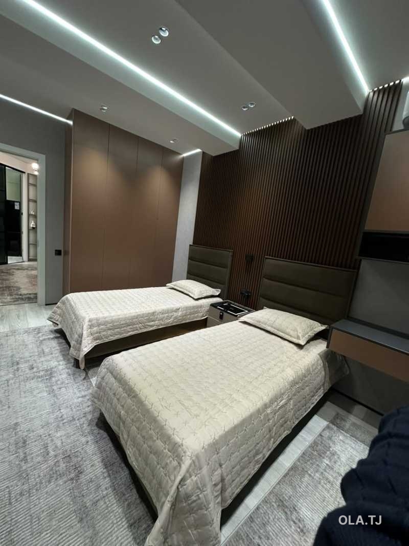 3 комнатная квартира, 10 этаж, 88 м²