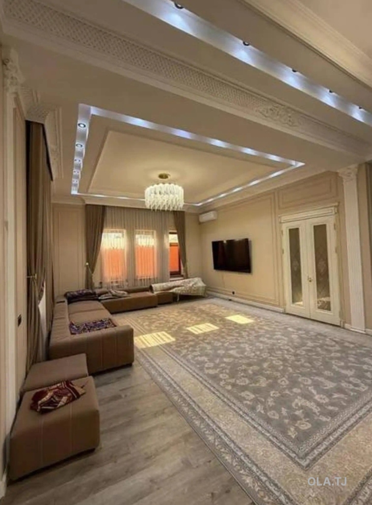 6 комнатная квартира, 3 этаж, 120 м²