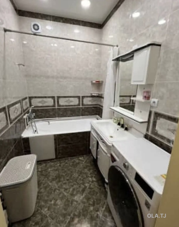 3 комнатная квартира, 5 этаж, 111 м²