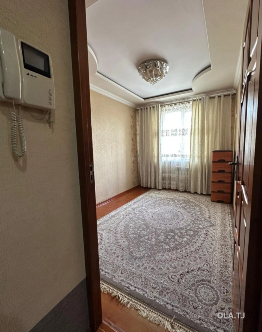 4 комнатная квартира, 3, 95 м²