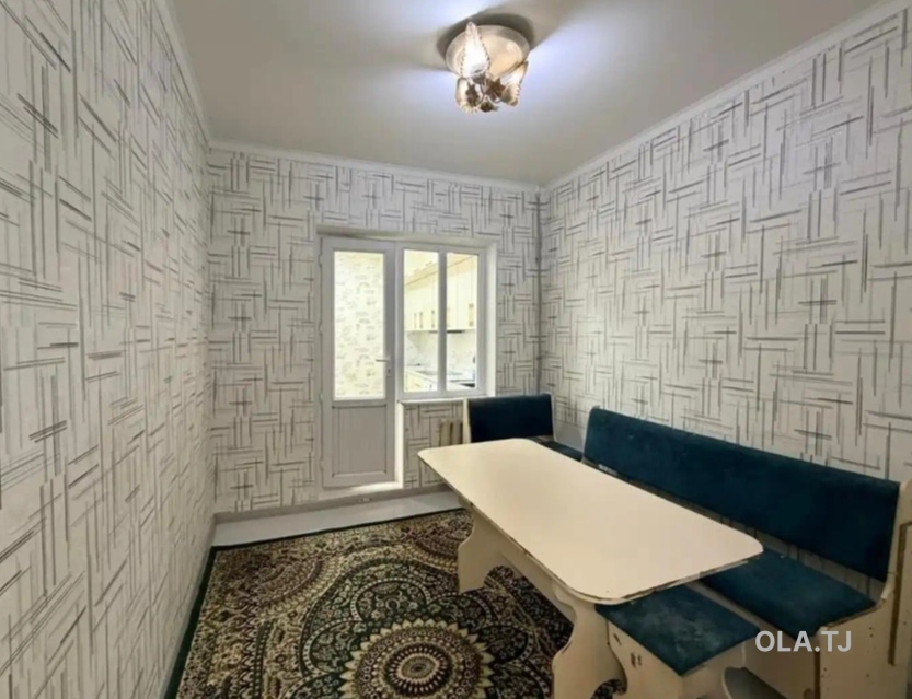 6 комнатная квартира, 3 этаж, 120 м²