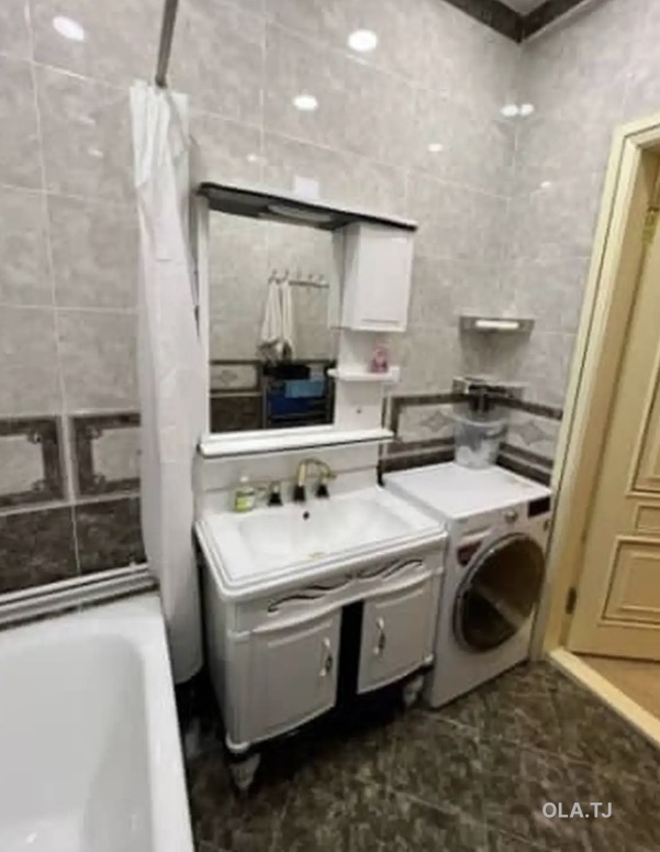 3 комнатная квартира, 5 этаж, 111 м²