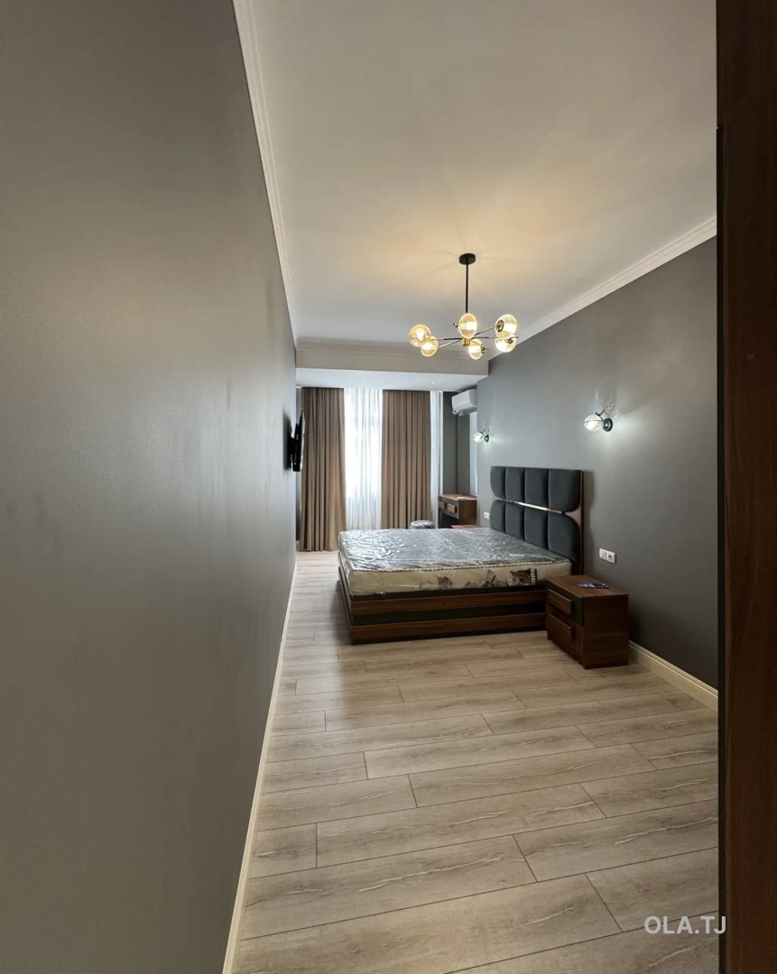 3 комнатная квартира, 13 этаж, 120 м²