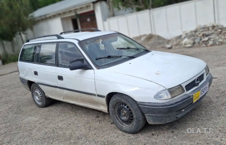 Opel Astra F,  1996