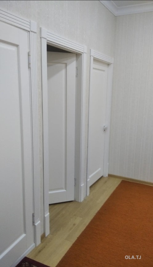 Комната в 4 комнатной квартире, Цокольный/,