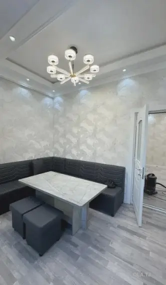 3 комнатная квартира, 2 этаж, 70 м²