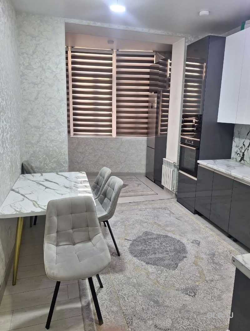 3 комнатная квартира, 3 этаж, 110 м²