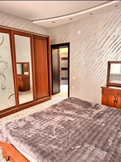 3 комнатная квартира, 2 этаж, 84 м²