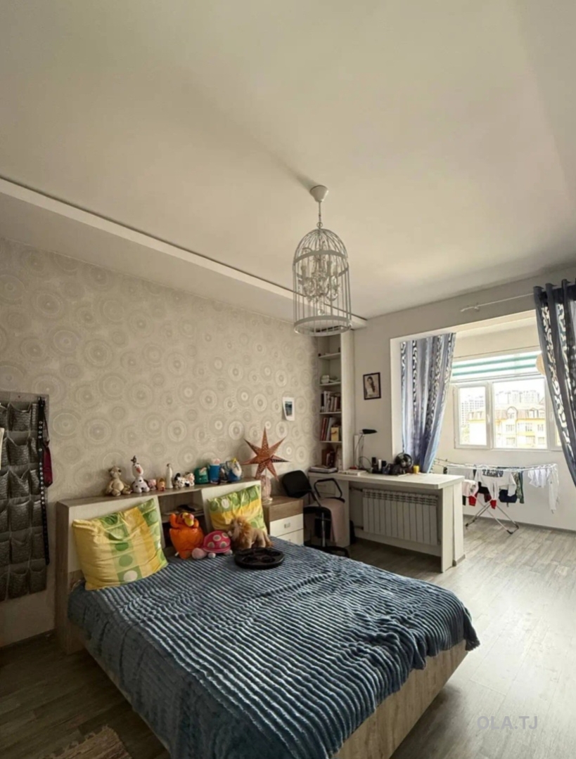 4 комнатная квартира, 9, 137 м²