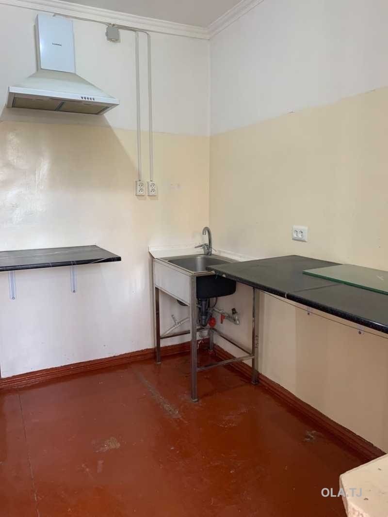 3 комнатная квартира, 1 этаж, 70 м²