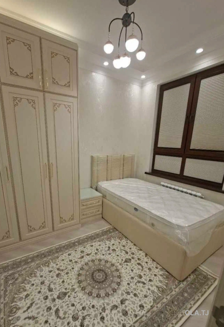 6 комнатная квартира, 8 этаж, 190 м²