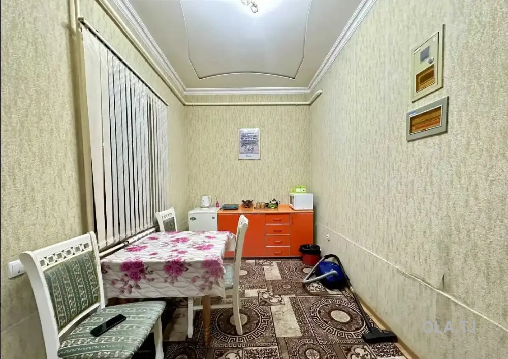 3 комнатная квартира, 1 этаж, 100м²