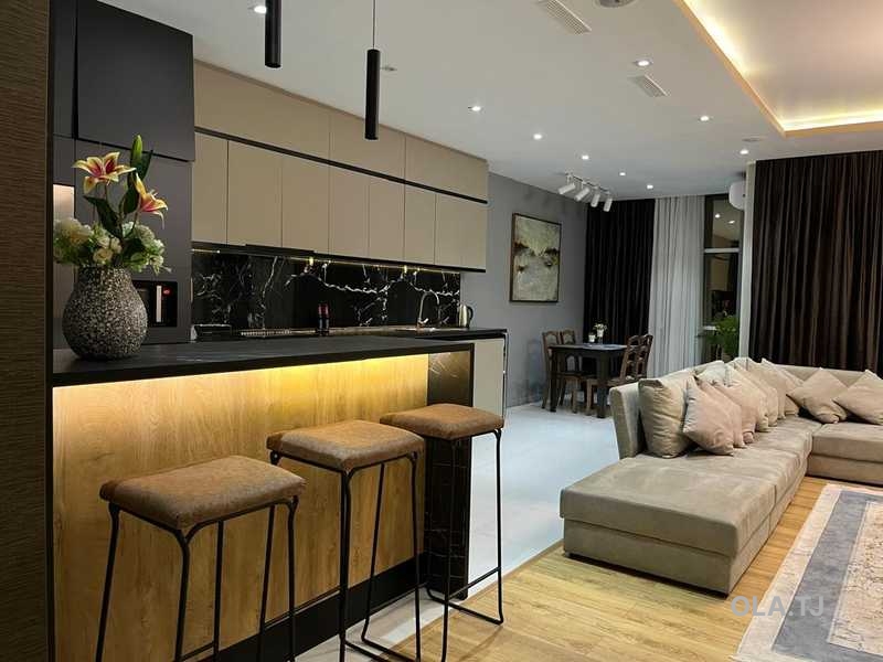 1 комнатная квартира, 10 этаж, 100 м²