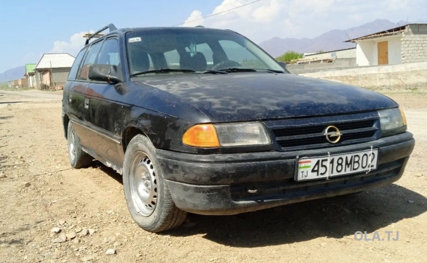 Opel Astra F,  1992