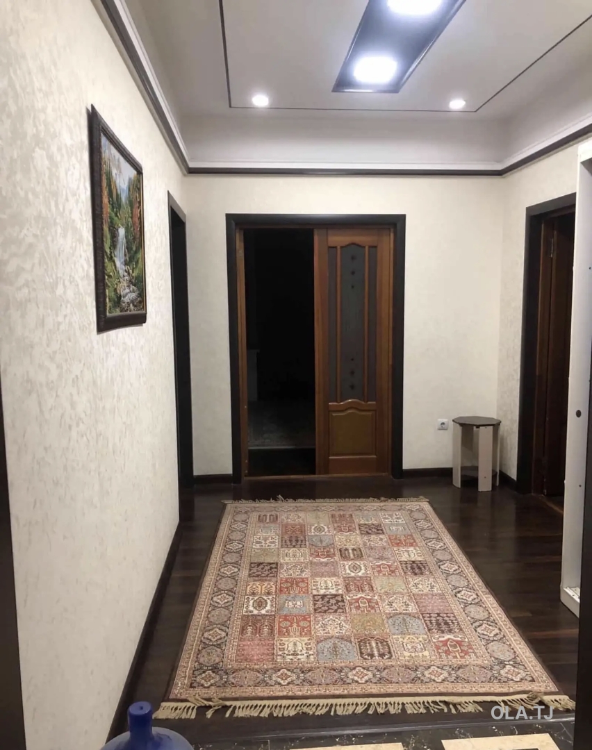 3 комнатная квартира, 3 этаж, 120 м²