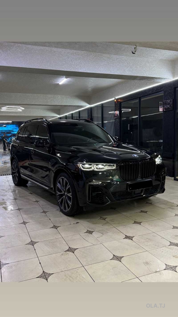 BMW X7,  2020