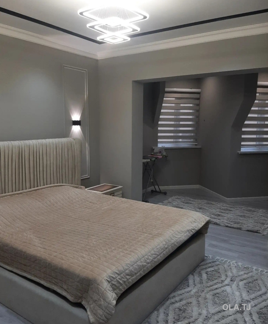 4 комнатная квартира, 2, 147 м²