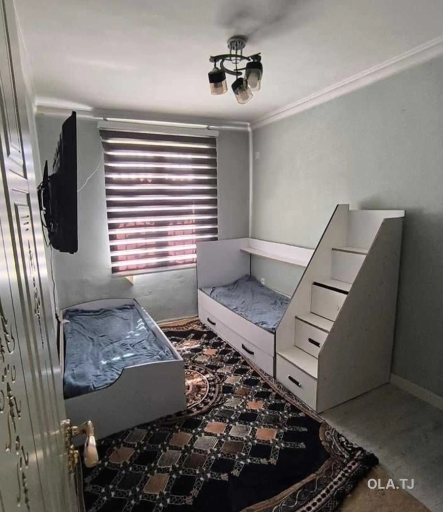 5 комнатная квартира, 3 этаж, 90 м²