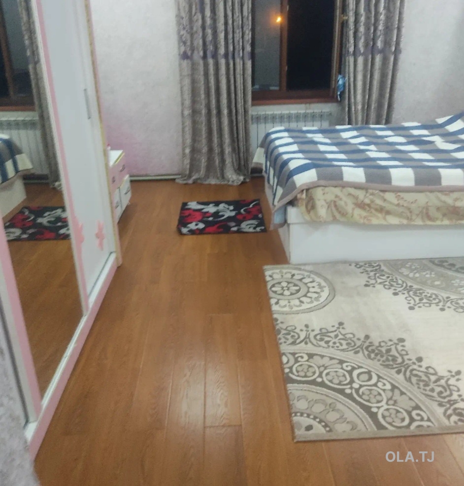 6 комнатная квартира, 2 этаж, 20 м²