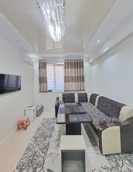 2 комнатная квартира, Цокольный этаж, 82 м²