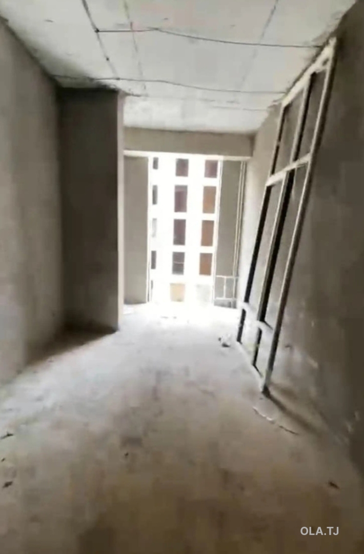 6 комнатная квартира, 3 этаж, 250 м²