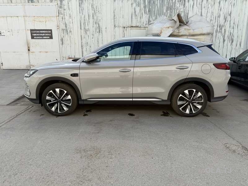 BYD Song Plus,  2025