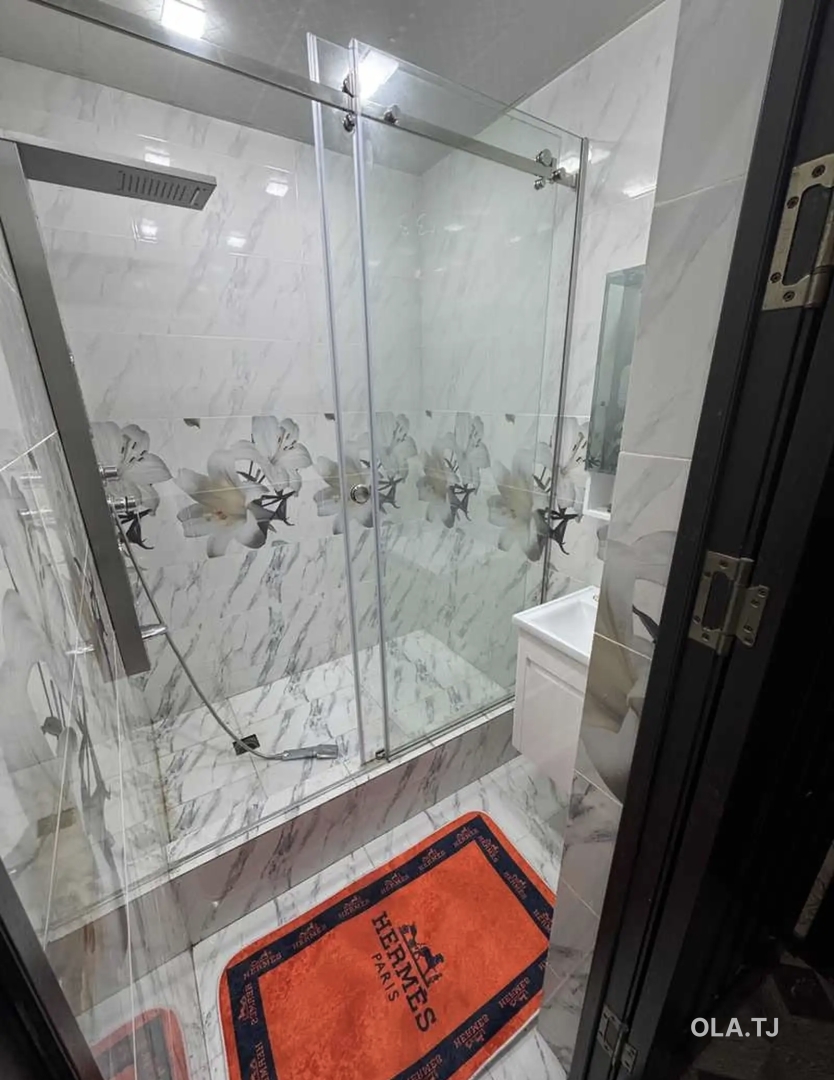 2 комнатная квартира, 2 этаж, 90 м²