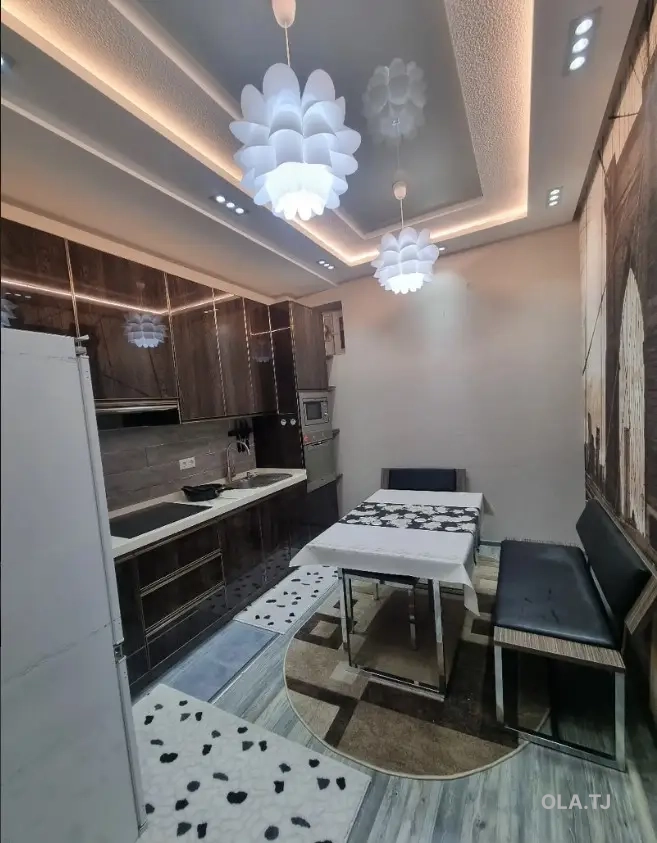3 комнатная квартира, 1 этаж, 109 м²