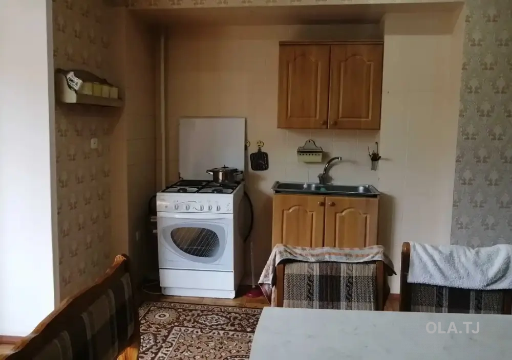 3 комнатная квартира, 4 этаж, 120м²