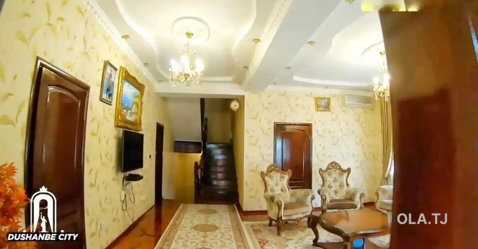 Дом (хавли), 10+ комнат, 3 эт