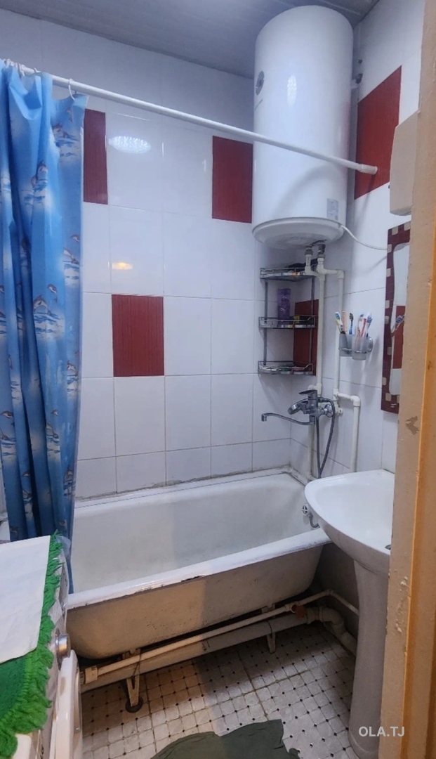3 комнатная квартира, 10 этаж, 100 м²