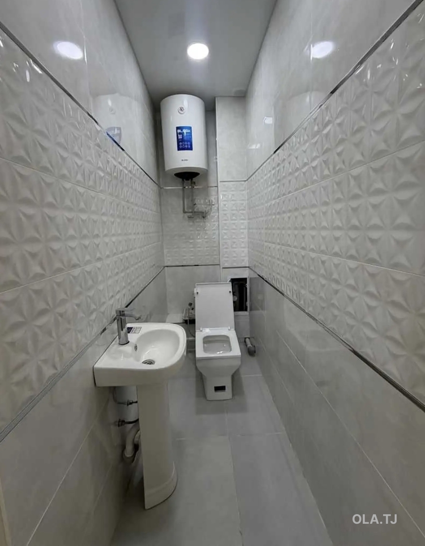 3 комнатная квартира, 5 этаж, 102 м²