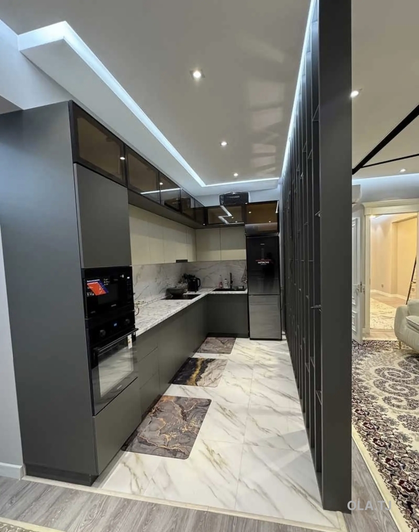 3 комнатная квартира, 18 этаж, 110 м²