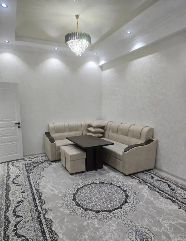 2 комнатная квартира,  этаж,