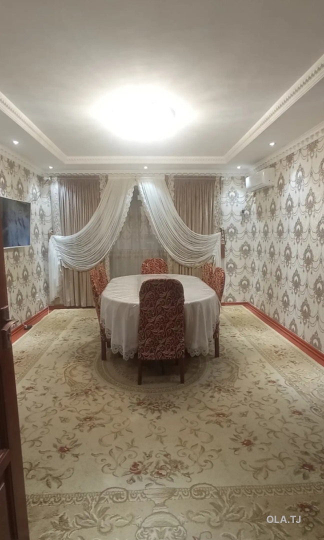 4 комнатная квартира, 2, 108 м²