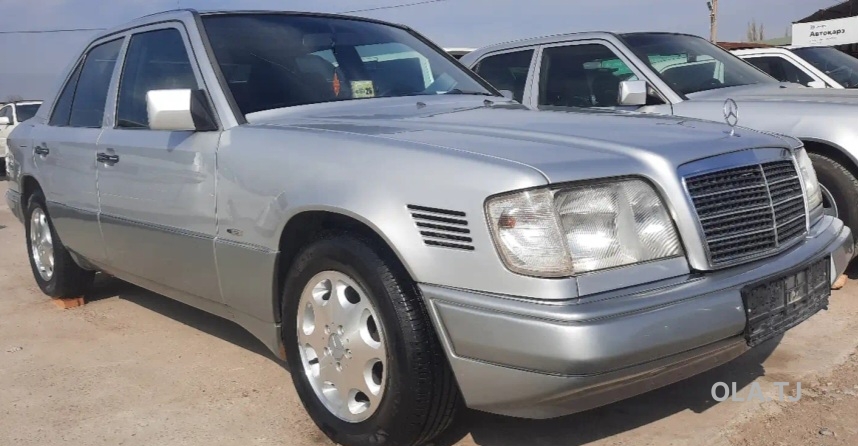 Mercedes-Benz W124,  1994
